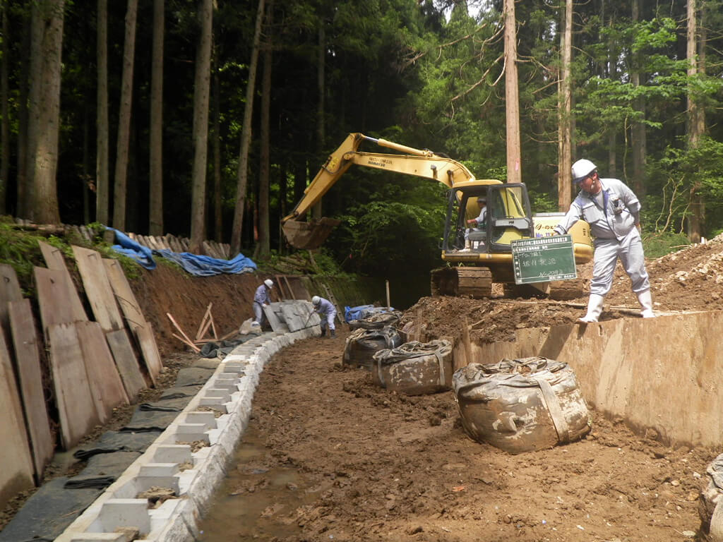 作業写真｜平成30年度 30災350号 二級河川岡田川河川災害復旧工