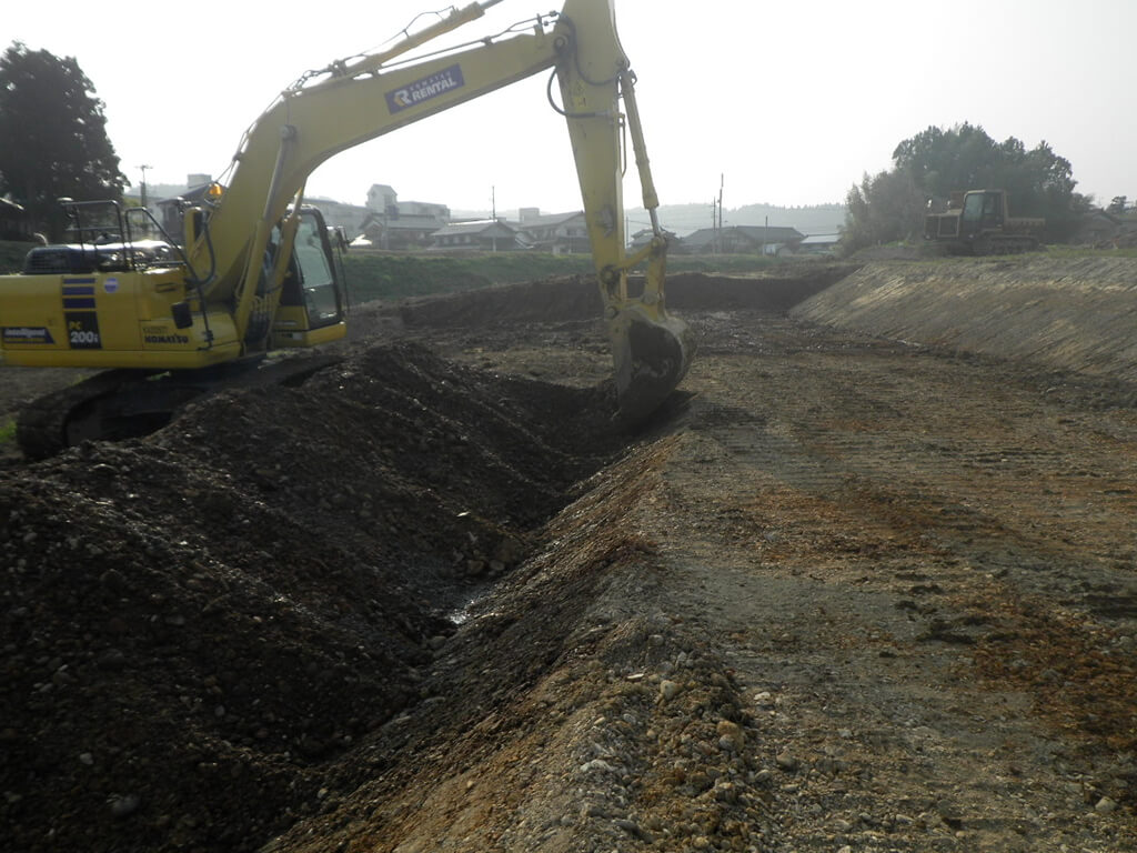 二級河川若山川 広域河川改修工事（河道掘削4工区）